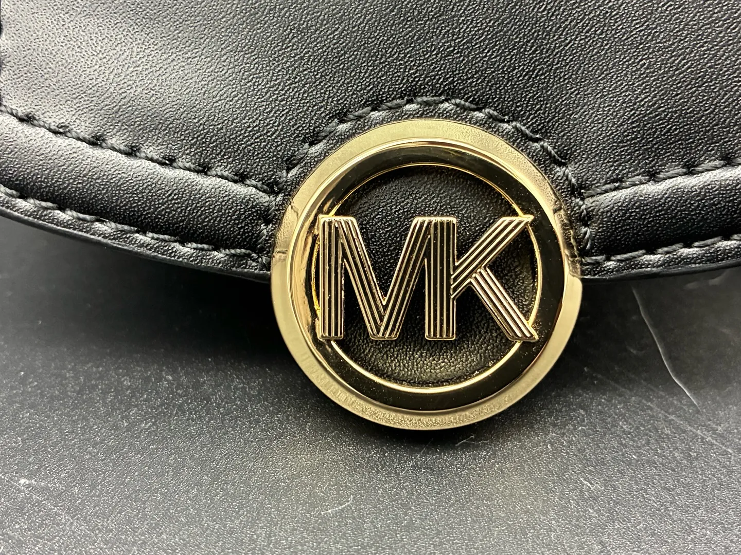四日市で買取｜マイケルコースのキーケース🔑✨