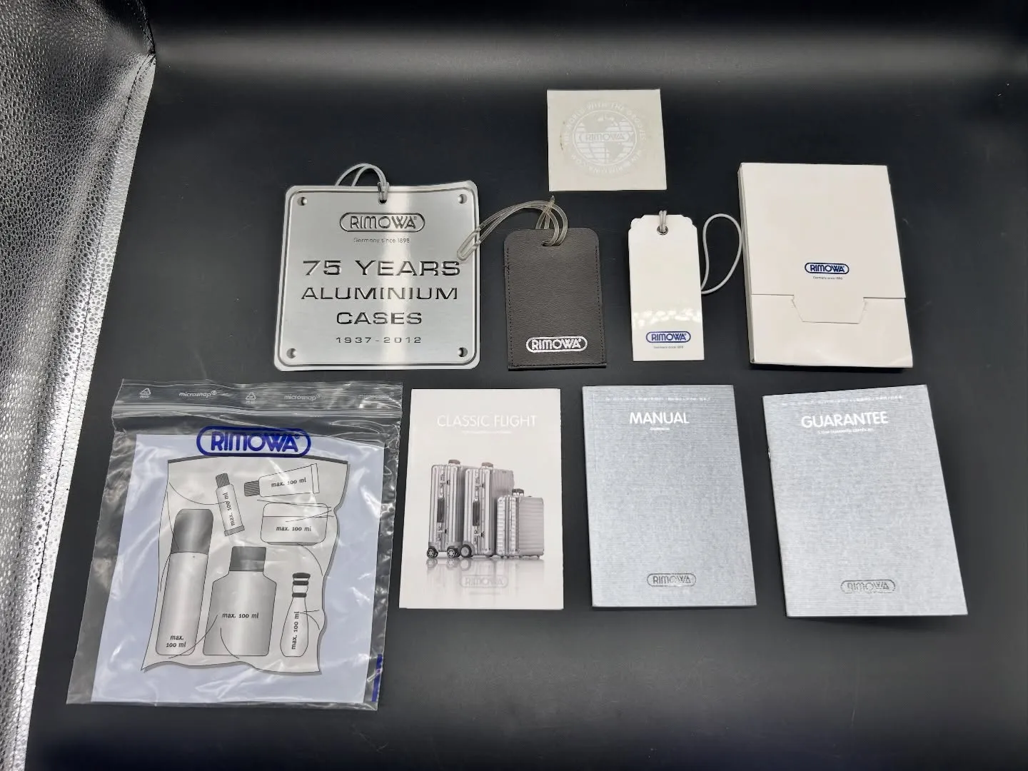 ✨RIMOWA CLASSIC FLIGHT 9705200...