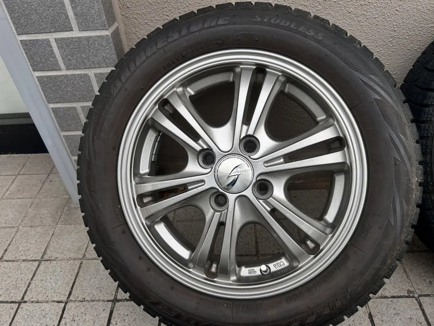 🚗スタッドレスタイヤ14インチを四日市で買取❄️