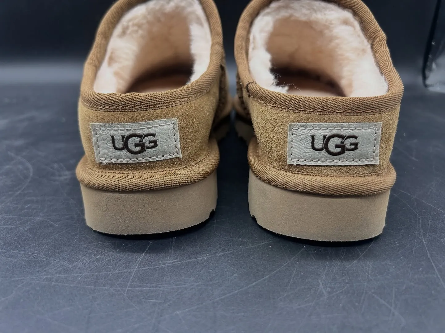 👞 UGG ムートンスリッポンを四日市で高価買取✨