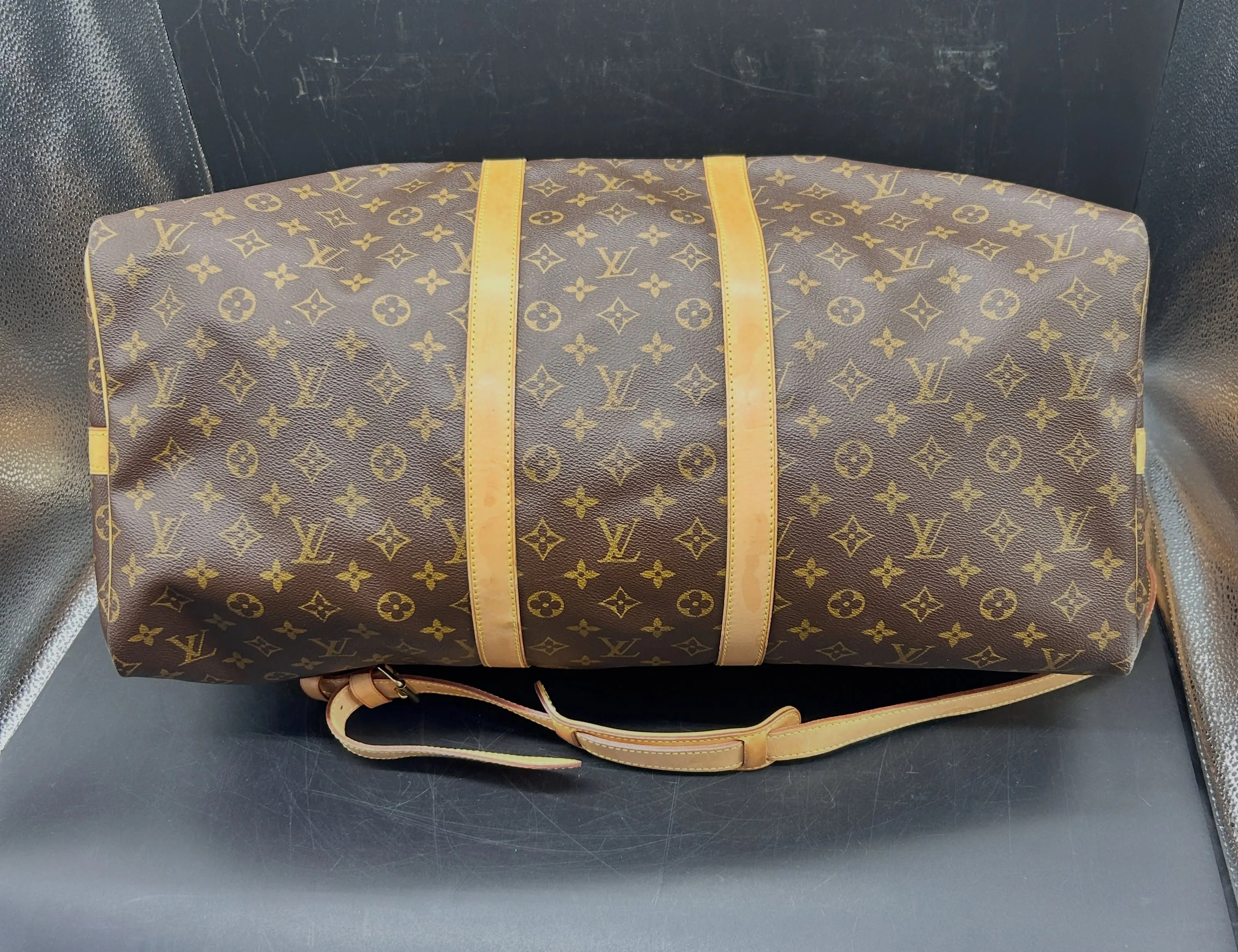 👜 ヴィトン モノグラム キーポル55 M41424を四日市...