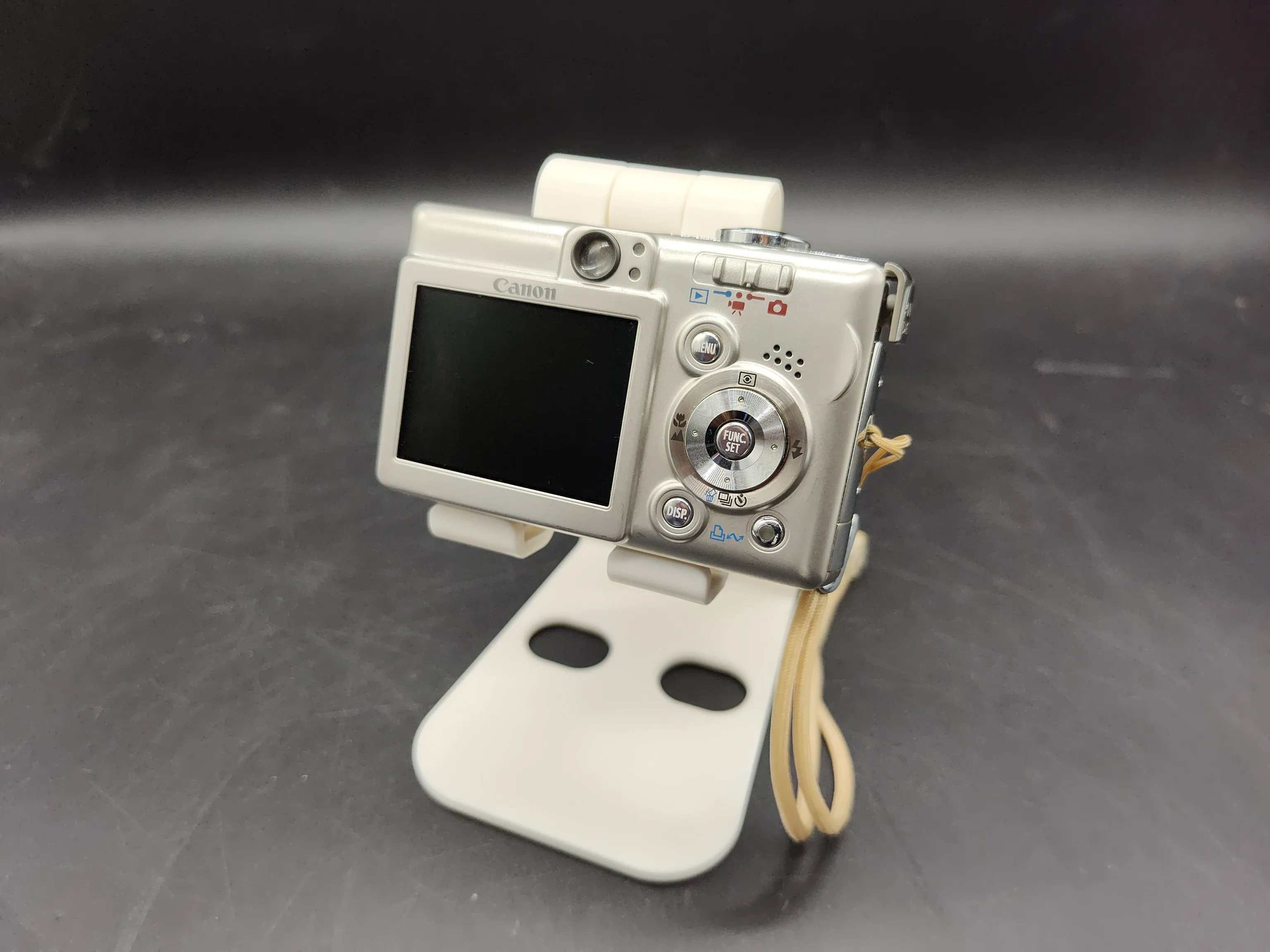 📸 Canon デジタルカメラ PC1101を四日市で高価買...