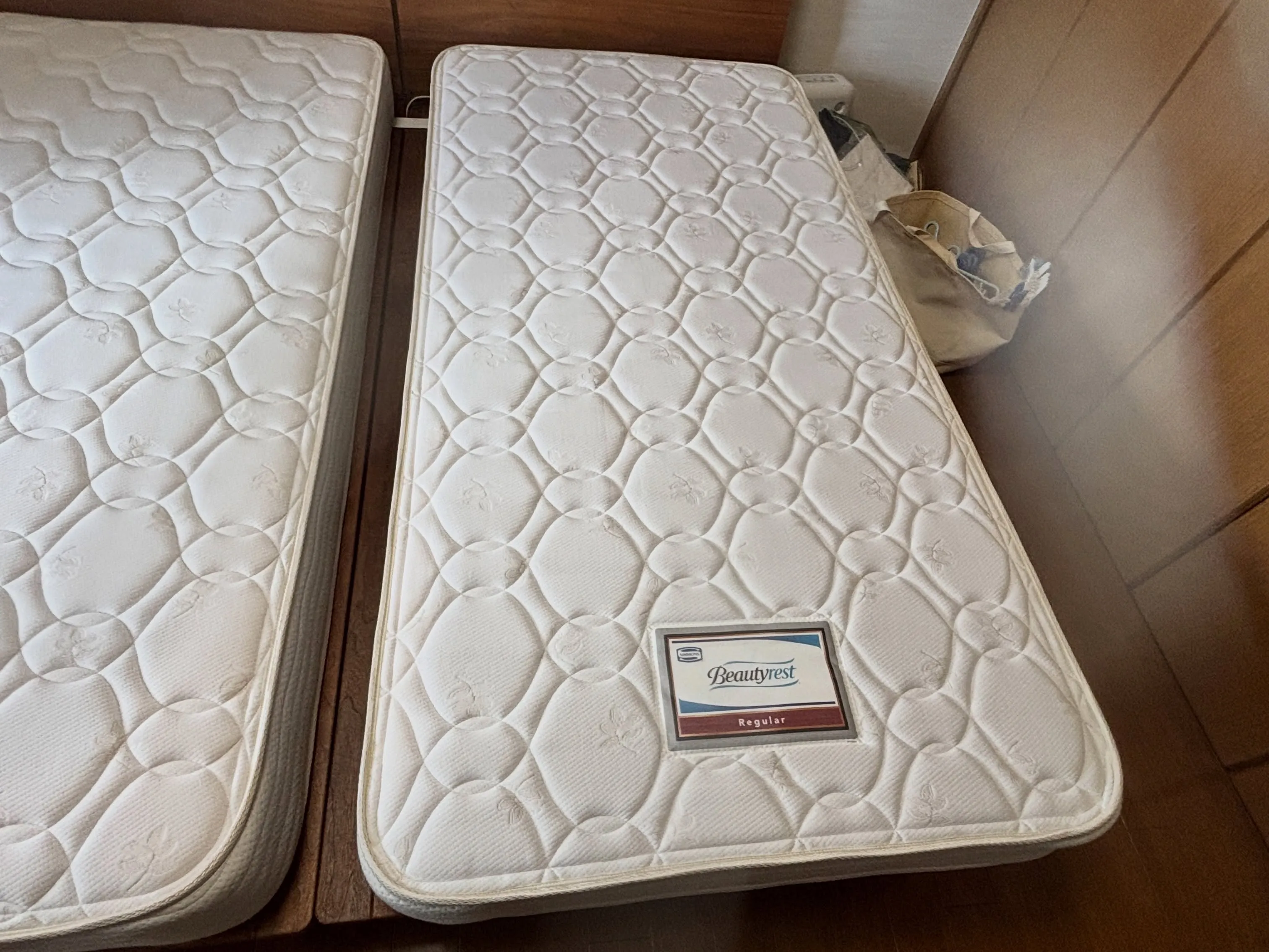 🛏️ シモンズ マットレスを四日市で買取✨