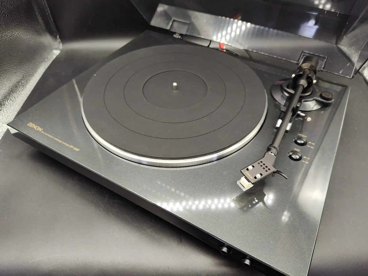 🎶 DENON ターンテーブル DP-300Fを四日市で買取...